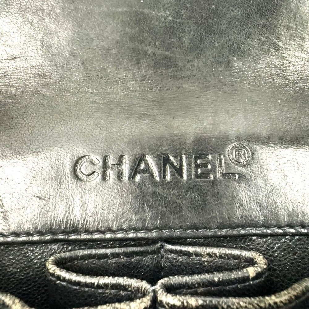CHANEL Patent Leather East West Chocolate Bar Flap Bag Black Purse - Picture 7 of 13